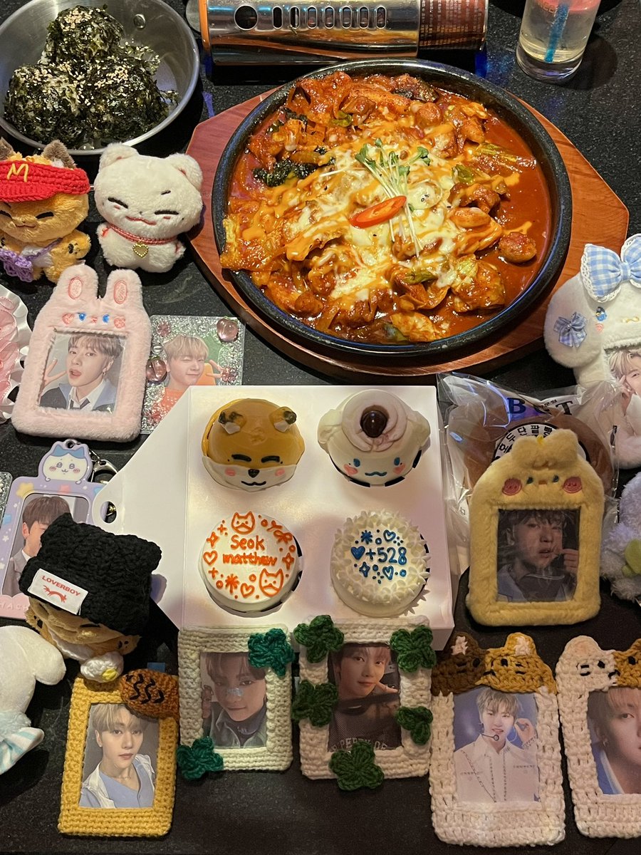 m_today528's tweet photo. 🦊 2023 맽프 연말정산 🦊

 너 석매튜 사랑해?
                                              어!!!!! https://t.co/YgVa6M8TCX
