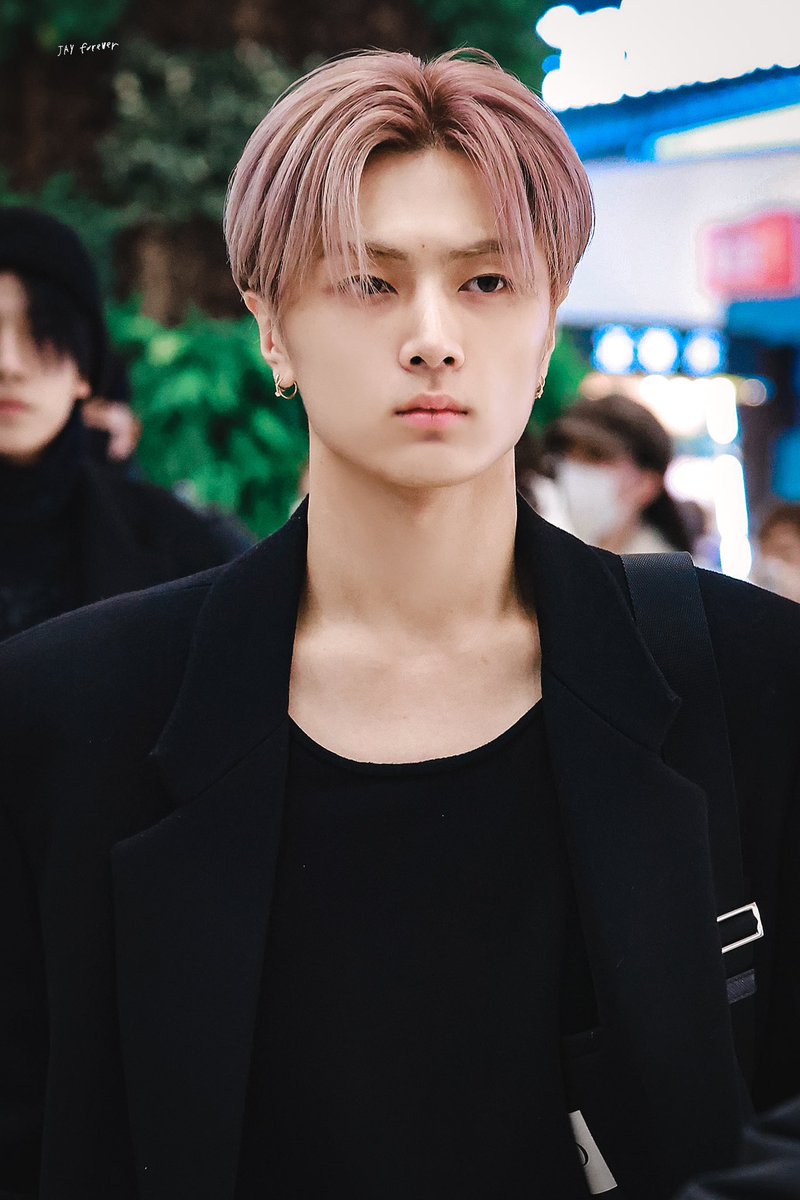 jayforever_02's tweet photo. 231228 GMP
.
.
.
#JAY #제이 #종성 #엔하이픈 #ENHYPEN https://t.co/8KxwCriv9Y