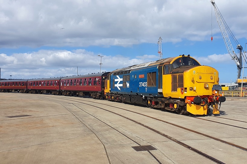 BLSFixtures's tweet photo. BWC Two 8 - 10 Mar. Explore Scotland's nature and scenery from the comfort of your spacious First Class seat, featuring 37403 'Isle of Mull' throughout. All profits from this charter will be donated to @MartinHouseCH  and @GreatOrmondSt Book: https://t.co/DPva6Au0m3 https://t.co/f7MF96otRo