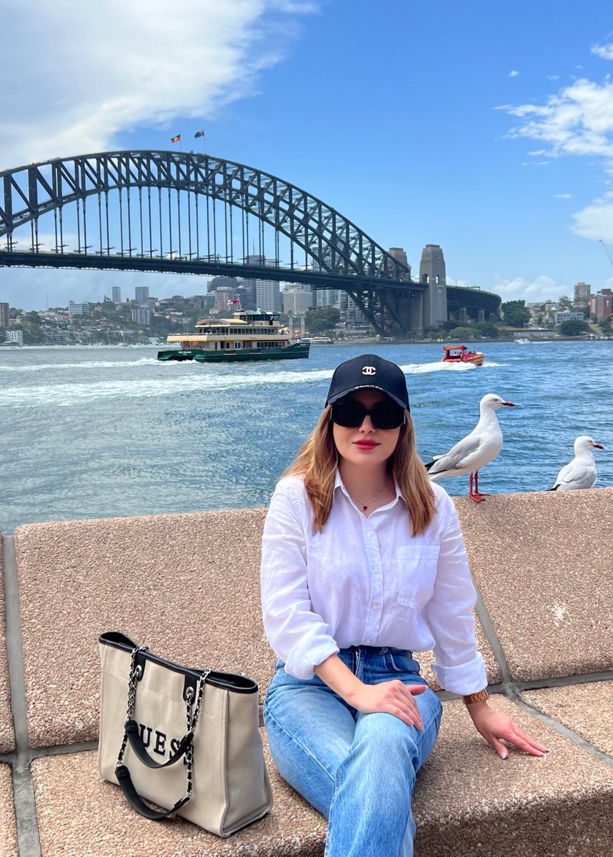 The best things about Sydney are free: the sunshine's free, and the harbour's free, and the beach is free.
#Holidays2023 
#Sydney