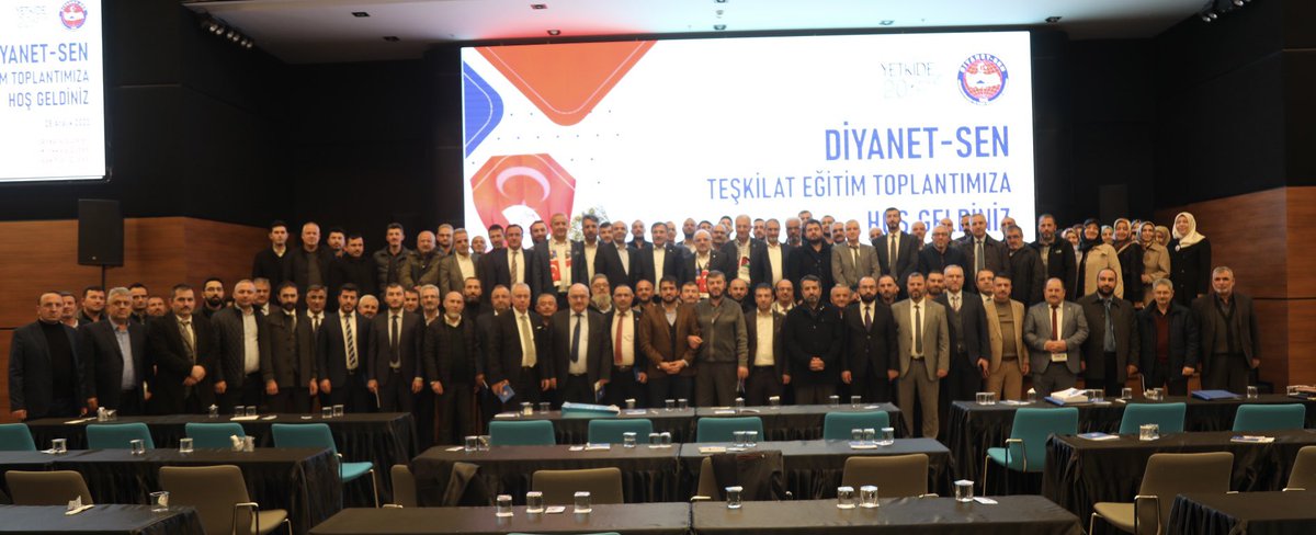 📍Ankara

📌 Ankara, Kırıkkale ve Vakıflar Şubelerimizin Teşkilat Eğitim Programını Memur-Sen/M.Akif İnan Konferans Salonumuzda icra ettik. 

▪️Memur-Sen Genel Başkanımız Sn. Ali Yalçın’ın katılımı ile teşkilatımızın yönetici kademeleriyle bir araya geldik.

▪️Sendikal