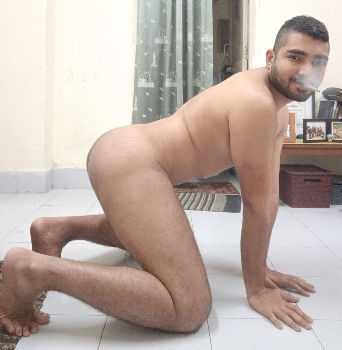 BreederHunk's tweet photo. Ready to get bred @Vaibhav37921850 https://t.co/COLtNRGvKu