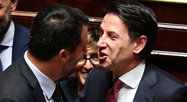 danielhazan's tweet photo. Ma ghi gazzo si gredere d’essere quell’argendino con i cabelli fuori moda a viedare la barola #graduidamende #gradis #volturaramente #smartuorchi #bebisitti #bodenzadifuogo https://t.co/r8RQDoW89a