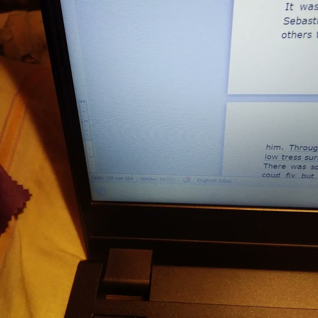 Rian F. Holes tweet media