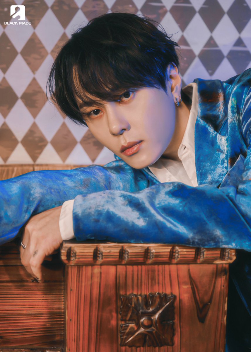 junhyungupdates's tweet photo. 용준형 (YONG JUN HYUNG) DS [Fall Into Blue]

'Fall Into Blue' MV Behind Photo
🔗 https://t.co/RUFoouICXi

#용준형 #YONGJUNHYUNG
#Fall_Into_Blue #BLACK_MADE https://t.co/v2B3yvUMHw