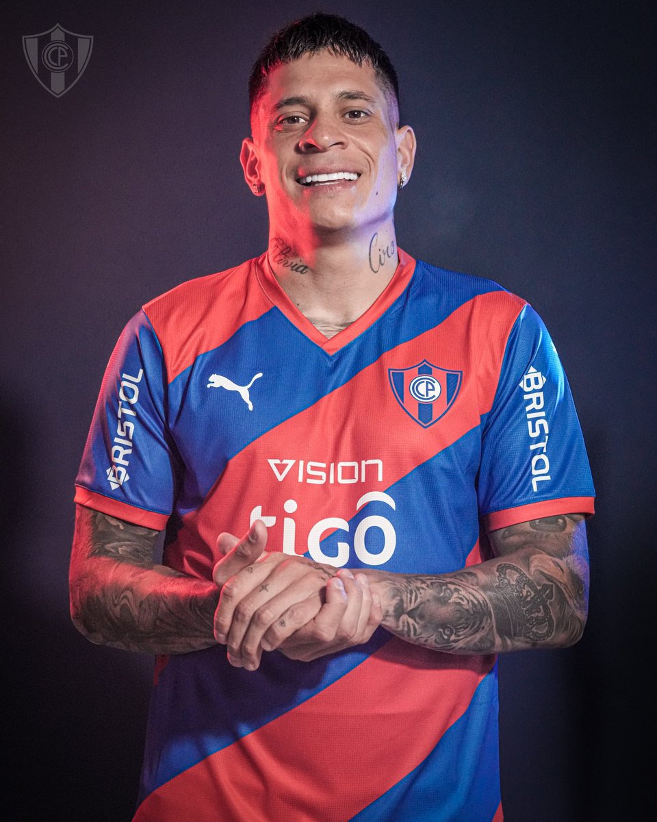 Oyuncu: Juan Iturbe 🇵🇾 Eski kulübü: Grêmio Yeni kulübü: Club Cerro Porteño Tip: Bonservis Bedel: Bedelsiz (Sözleşme Sonu) Mevkii: Sol Kanat Yaş: 30 *Sözleşme 1 Ocak 2024’te aktif olacak.