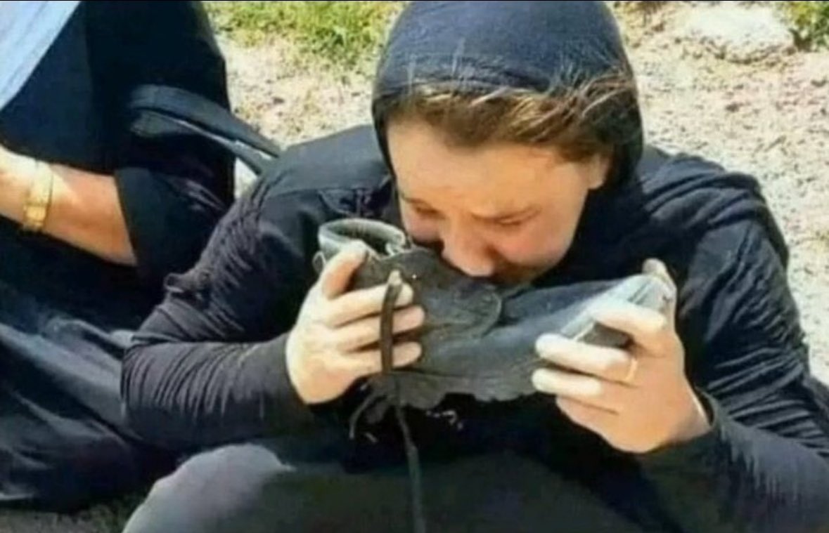 inannaaaaaaa's tweet image. On December 28, 2011, 34 Kurdish children and youth, lost their lives in Roboskî, Şirnax, with bombs dropped from Turkish &apos; F16 planes. Those who carried out the massacre and those who gave orders were not tried.

#RoboskiMassacre 
#Roboski13YılOldu
#StopTurkishTerrorism 
#Sirnex