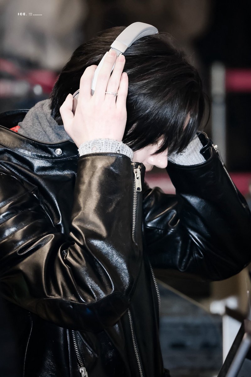 enhypenfansite's tweet photo. [HQ] 231228 GMP Gimpo Airport (Departure)

cr.@/1ce1208 
#ENHYPEN #엔하이픈 #SUNGHOON #성훈
@ENHYPEN @ENHYPEN_members https://t.co/6Zw0T6h2Nl