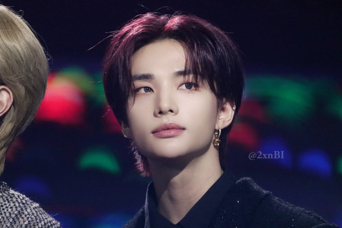 2xnBl's tweet photo. 231225
가요대전 레카

#현진 #Hyunjin #ヒョンジン 
#StrayKids #스트레이키즈 https://t.co/xMgsCbCQD6