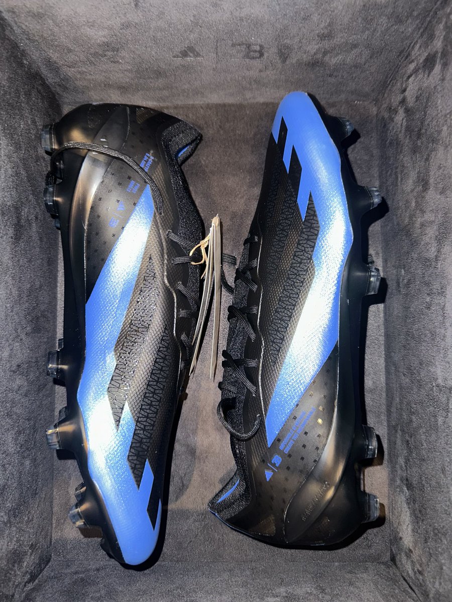 jacobelmon's tweet photo. There’s always an X 😵
#CrazyFast @adidasfootball @altsbyadidas @Bugatti https://t.co/9dTDdQUQBB