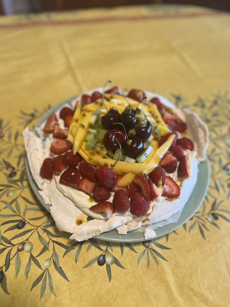 𝚂𝚊𝚛𝚊𝚑 𝚂𝚊𝚜𝚜𝚘𝚗 tweet media