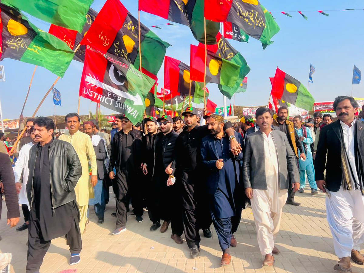 SultanRPPP's tweet photo. گڑھی خدا بخش جلسہ گاہ  ❤🇱🇾 https://t.co/4bxPd6WRf5
