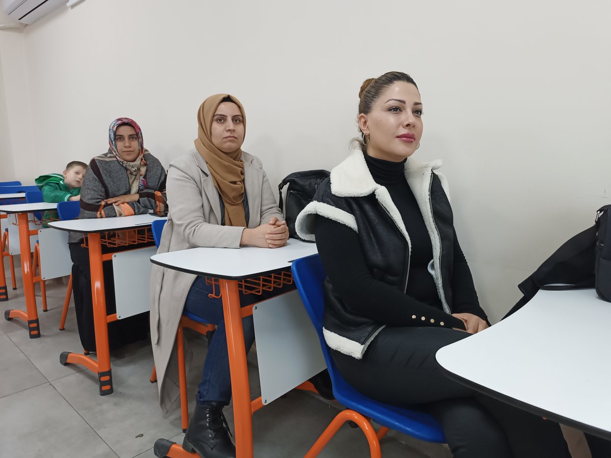 dbbdismek's tweet photo. #DİSMEK Emlak Danışmanlığı kursumuzda "Tapudaki İşlemleri" inceliyoruz.
 
Alanında uzman eğitmenlerimizle kursiyerlerimizi yetiştiriyor, onlarla gelişiyoruz.
 
 Detaylı bilgi için; https://t.co/EqzINa2h5i web sayfamızı ya da kurs merkezlerimizi birebir ziyaret edebilirsiniz. https://t.co/armUssPT4v