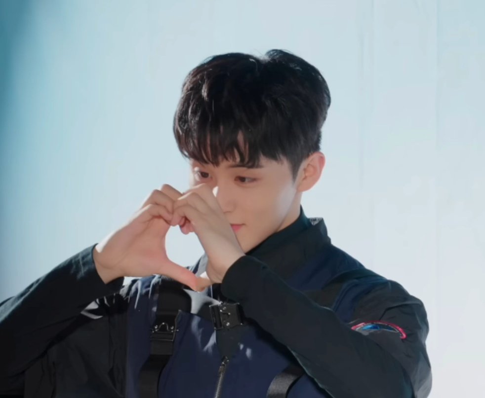 makeeuIee's tweet image. heart dari aku khusus buat yang ngambek. @ncthaeachan