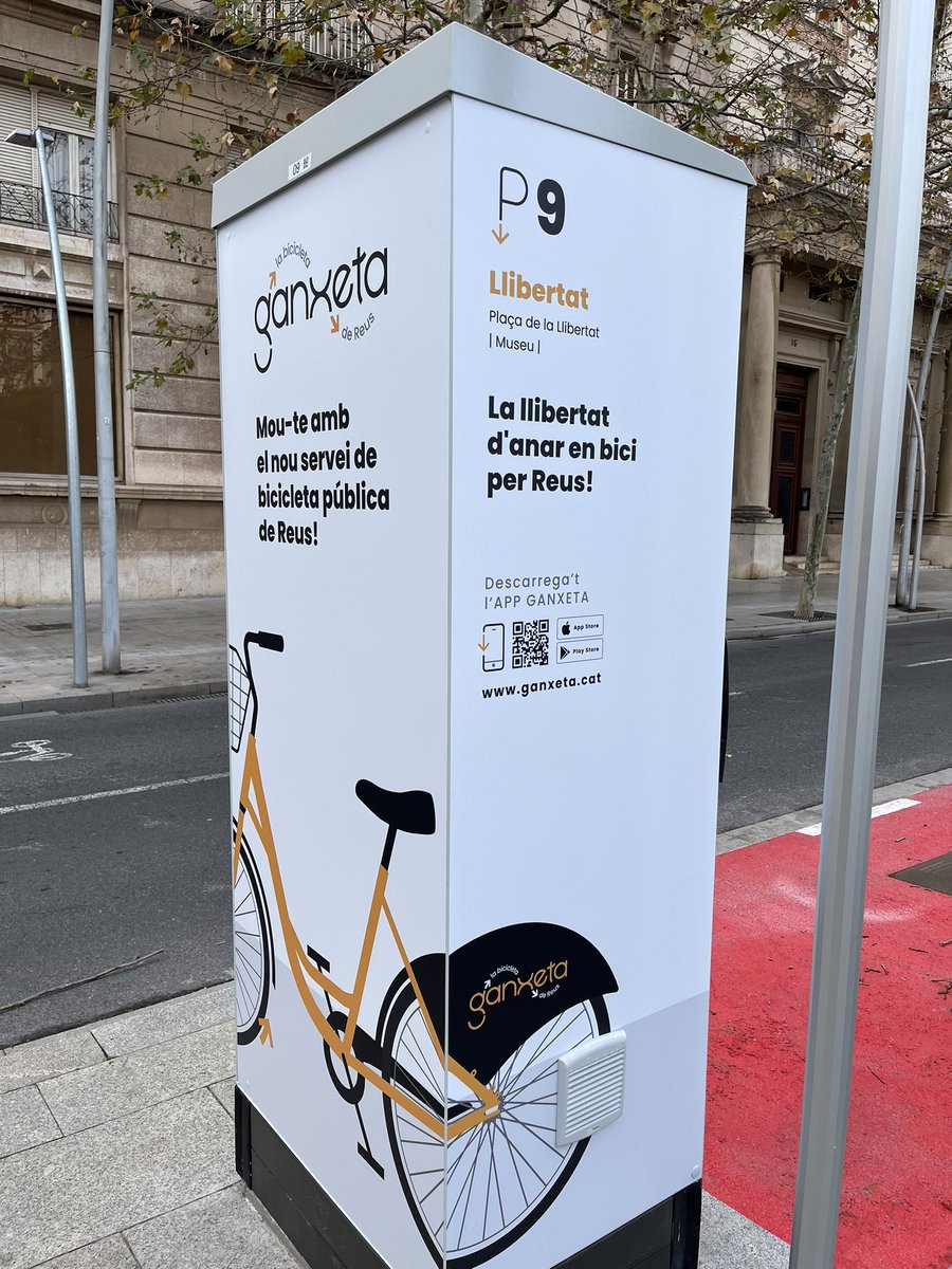 JuliTecles's tweet photo. @reus_cat caldria revisar la disponibilitat de l' app pel servei de bicis #ganxeta de #reus. Ja fa setmanes que no està disponible. https://t.co/P89qIhxR3m