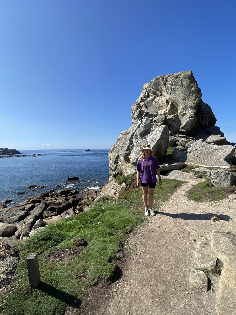 psychedelicvte's tweet photo. Pov : t’es étudiante en sciences de la mer et du littoral https://t.co/mSvjUYQLpt