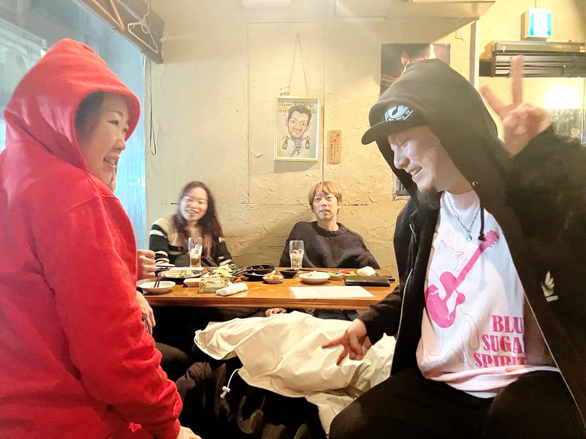 QOFW's tweet image. カップルにもシングルにも団体さんにも！
シンプルなので性別や年齢にとらわれず着用頂けます⸜(*ˊᗜˋ*)⸝

買いなー！！！

#4DF