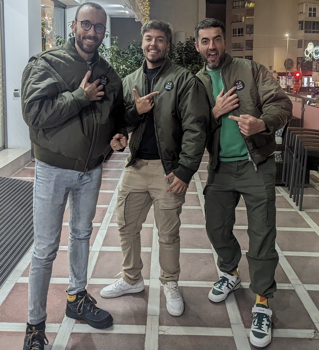 GDGMarbella's tweet image. ¡El team os desea una feliz navidad y un 2024 cargado de eventos! ✨🎄🎅
Our team wishes you a merry Christmas and happy 2024 full of events! ✨🎄🎅
@GoogleDevEurope