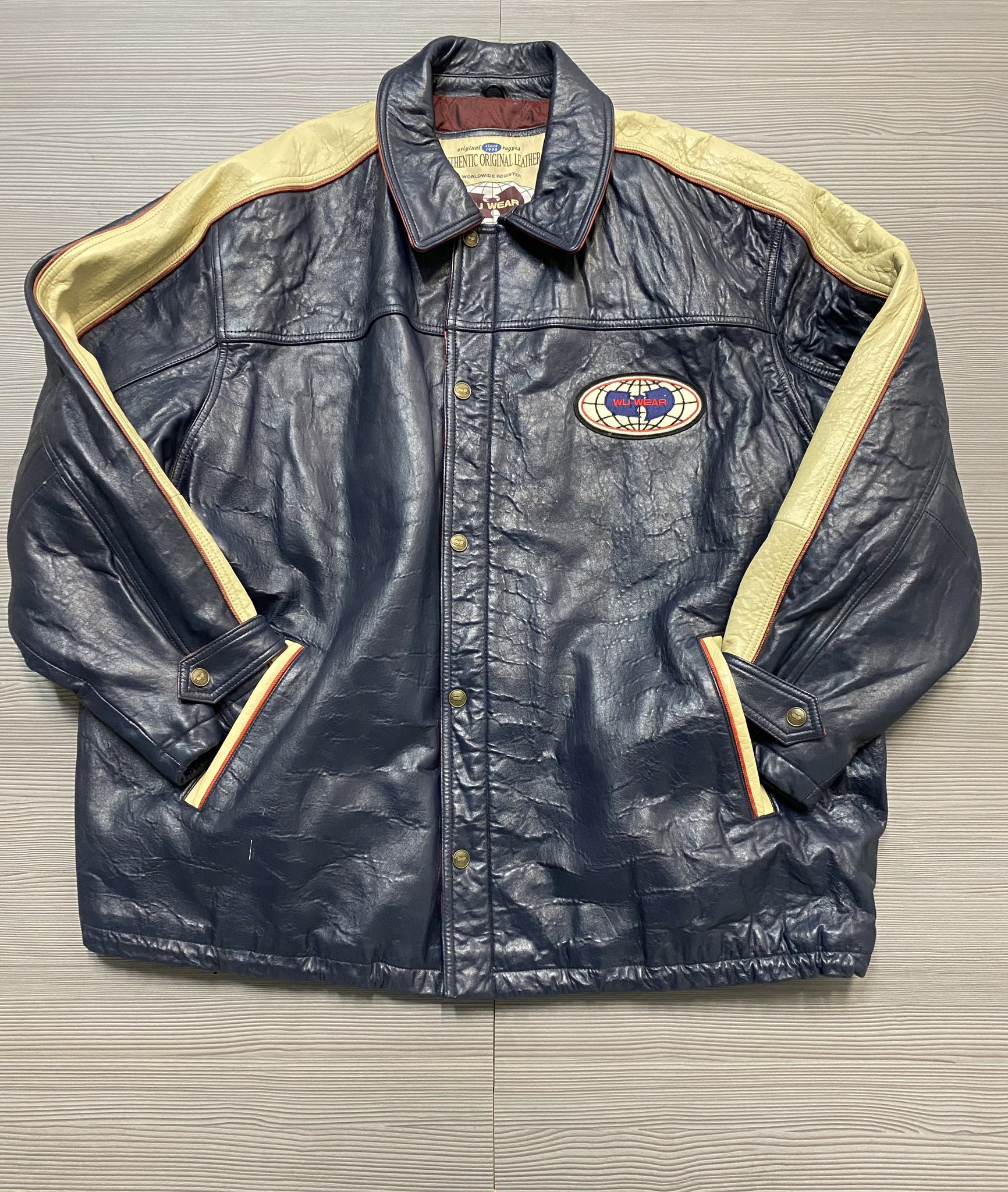 The Hatman on X Vintage 90s Men s Wu Wear Leather Jacket Size 5XL 450.00 Available in store. Shop online https t Etc6GiIZ3D email INFO THEHATMAN.NET for any assistance. i mantus WuWear WuTangClan L...