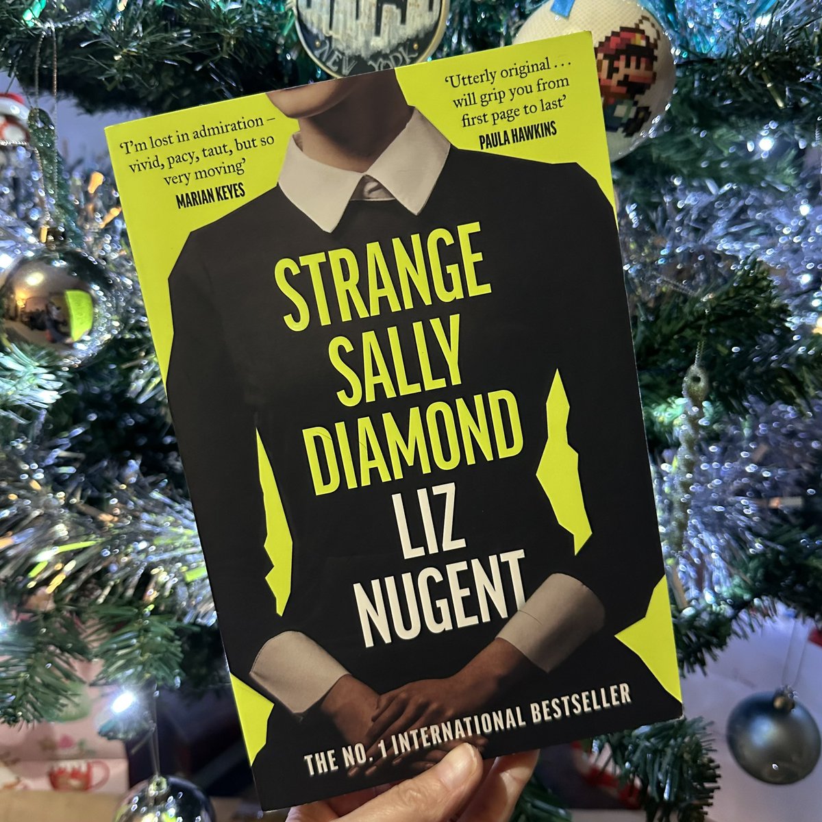 📚 #BookReview 📚

3.5⭐️#StrangeSallyDiamond by Liz Nugent is a dark twisty psychological thriller that has hard-hitting discoveries alongside an impactful writing style and a strong lead character. 

Full Review 🔗 shorturl.at/wGMV0

#BookTwitter #BookX #BookBlog