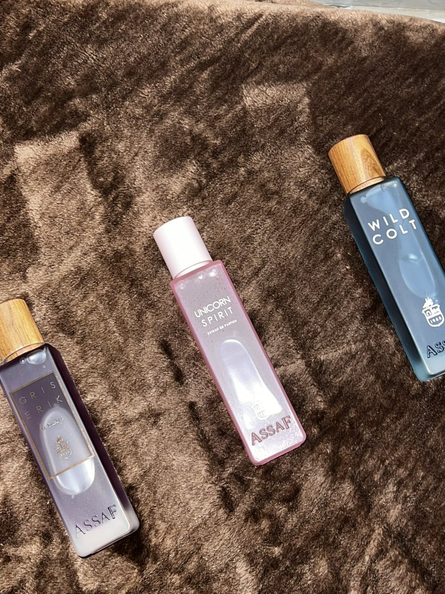 _fnme7's tweet photo. #عطور_عساف الريحة تأخذ العقل https://t.co/R1qWVY7Ll1