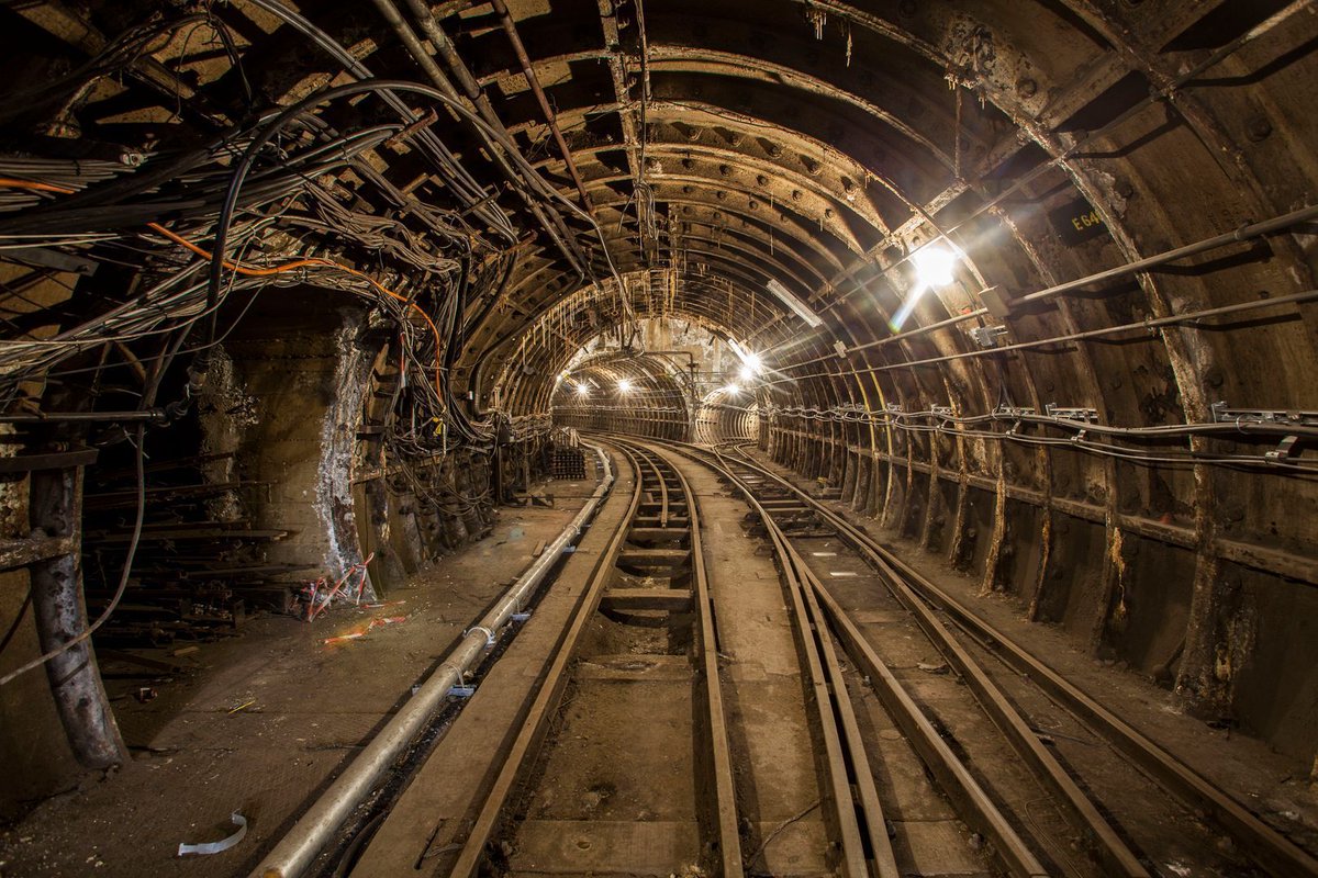 Is a tour of the Mail Rail tunnels on your 2024 bucket list?

Our Tuesday Tunnel Walks return from 16th January and advance tickets are on sale now.

👉 bit.ly/48dqN2u