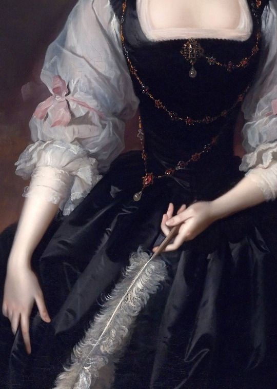 mycelticmoon's tweet photo. Black dresses in art. https://t.co/56l3yLlTsu