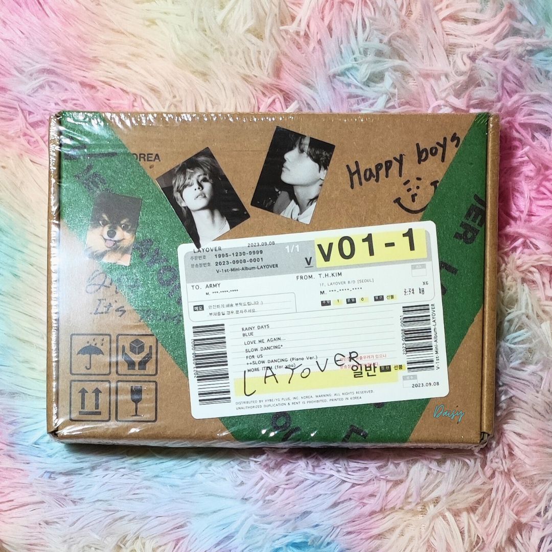 _dais_y_'s tweet photo. HAPPY V DAY GIVEAWAY! 

🌟 1 Sealed 'Layover' album (winner can choose version)
🔁 Repost
🇵🇭 PH Only
🚚 Free shipping (J&amp;T)
⌛ Ends 01/02/24, 9PM

Happy birthday, Kim Taehyung! 💜 https://t.co/cNYXaWfULI