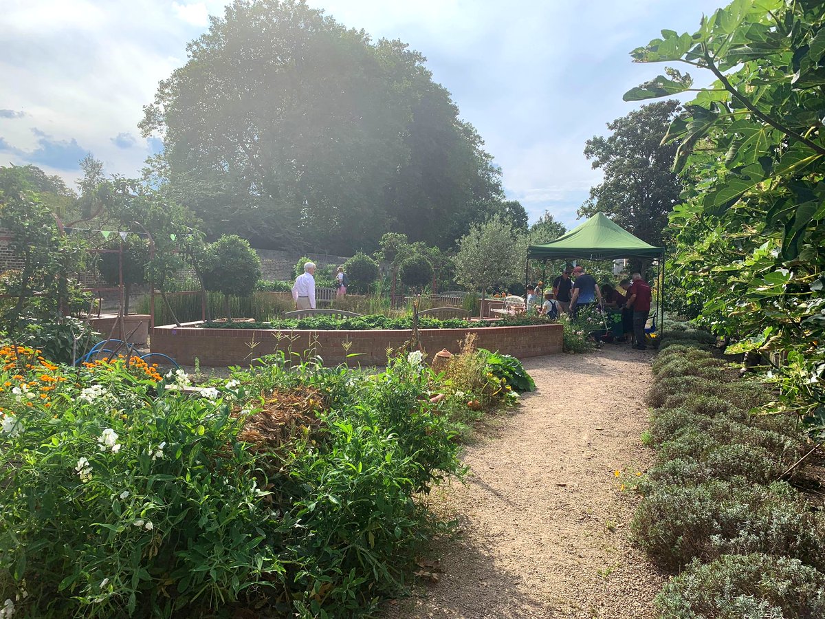 September 2023: Our Open Day in Richmond Park & @heritageopenday event in Greenwich Park helped visitors learn about how we manage both these beautiful, historic & wildlife rich habitats. These events were made possible thanks to partners, friends & volunteers 👏 #12MonthsOfTRP