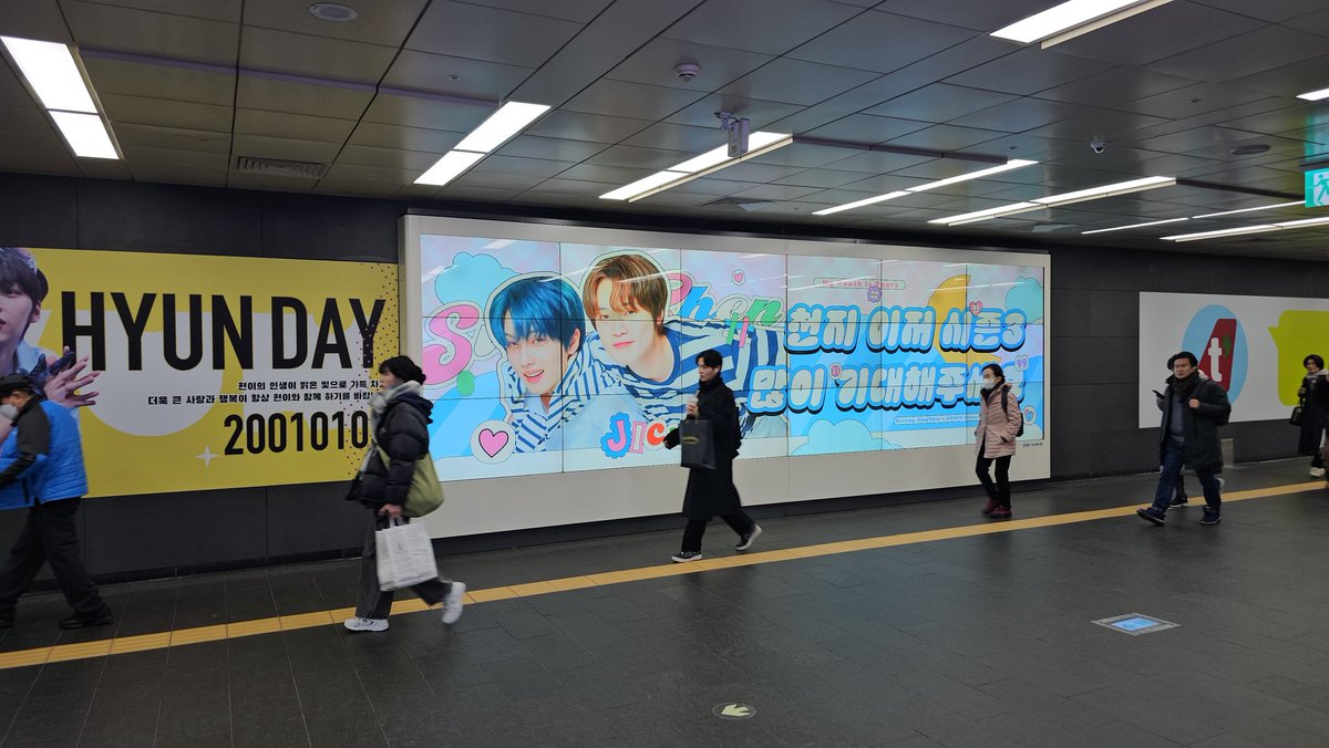 Destiny_SC0522's tweet photo. 3号屏已维修完毕，上线时间延长至12.31，让小壳陪伴大家为这一年画上圆满的句号🥰❤️ https://t.co/QKtgkPy13m