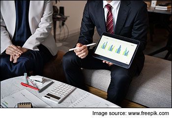 PersonalFN's tweet image. DSP Small Cap Fund is a Small Cap Fund that was once a category outperformer but has witnessed muted growth over the past few years compared to its prominent peers and the benchmark.#DSP #SmallCapFund #mutualfund

Read On.
bit.ly/3GXhdVK