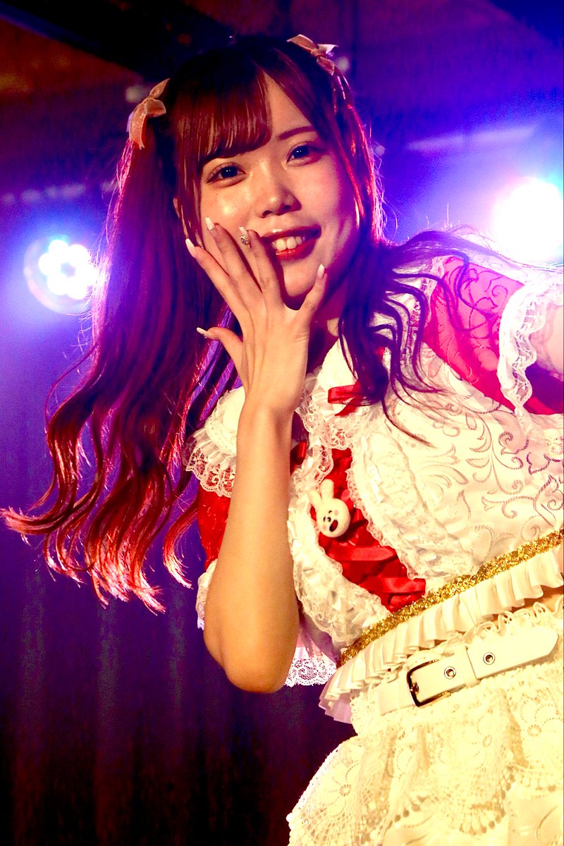 sanadamusi112's tweet image. #今年も残りわずかなのでお気に入りの4枚を貼る
#POPCANDY
#すもも　さん
すーちゃんはカメラに気が付くとレス
くれるから4枚に絞るのはむずい😓