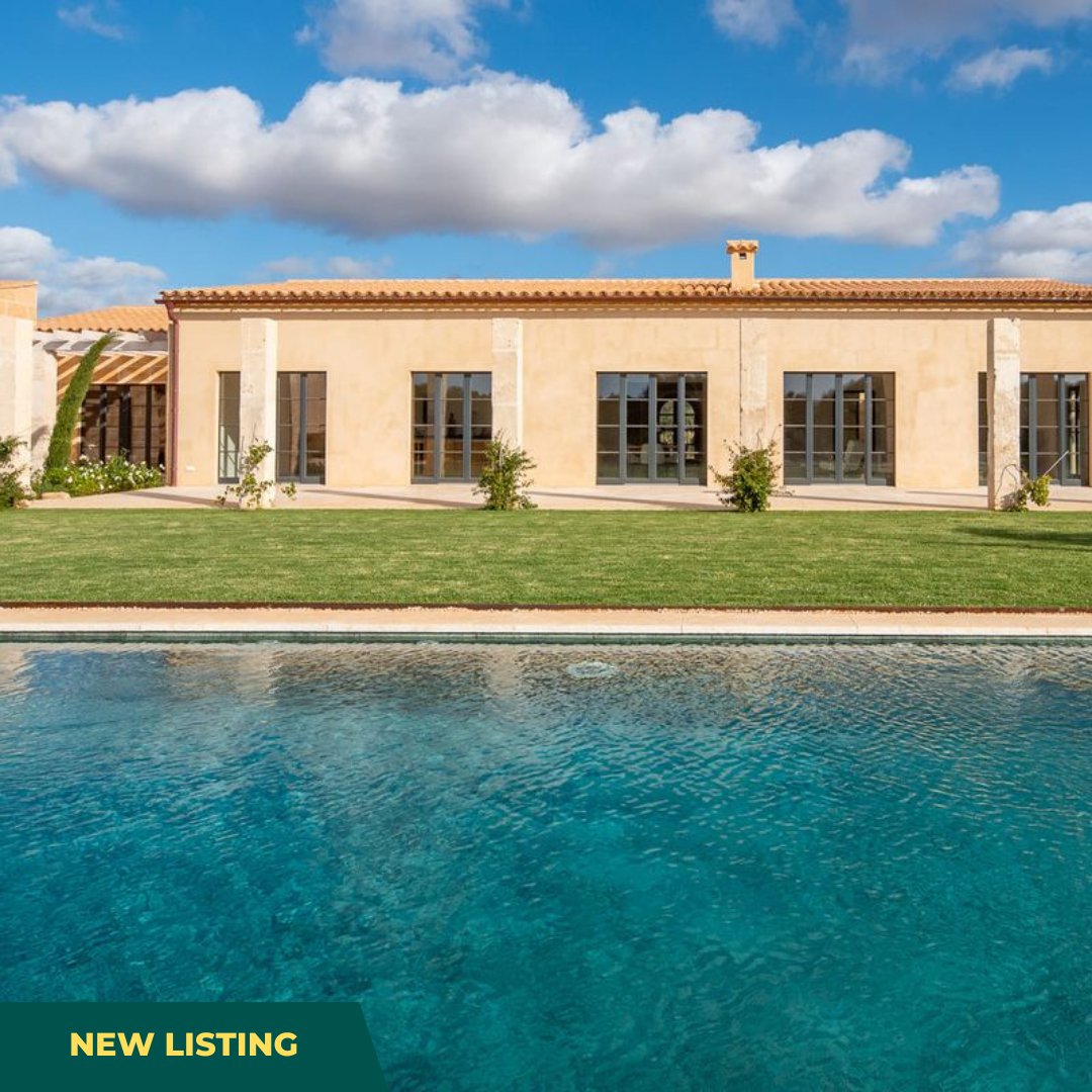 Newly built Luxury Finca in complete Privacy and only 10 minutes by car from the Famous Beach "Es Trenc"

This wonderful property is part of an ensemble with four other fincas, which are built in absolute luxury quality.