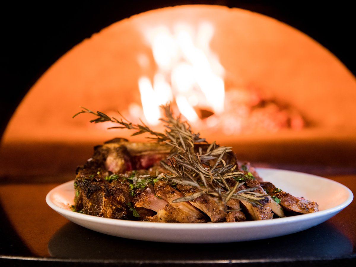 Say goodbye to 2023 in style. 🔥 From delicious dishes to live jazz, we promise a night of genuine enjoyment. 🥂 Space is limited - reserve now at the link in bio. #MGFD #michaelsgenuine