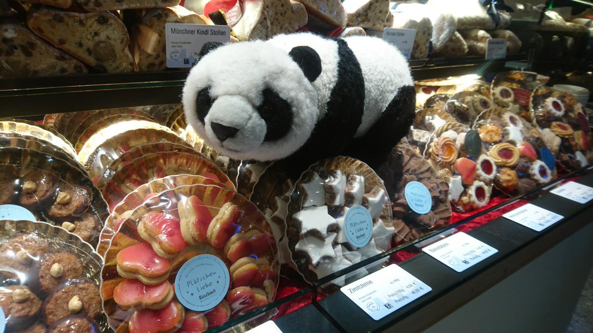 Retro Game Wizard Panda tweet media