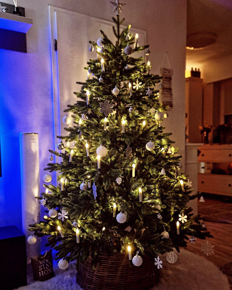Die Festtage sind zu Ende 🙋‍♀️das schönste war die Zeit mit meinen Kids und <a href="/MP76LiOn/">ᴹᴾ⁷⁶☆ᴸⁱᴼⁿ</a> zu verbringen