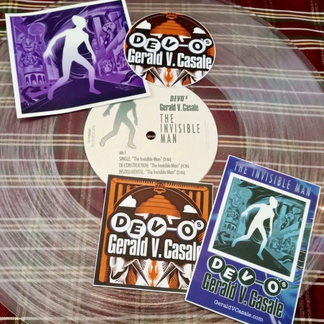 Gvc3Casale's tweet photo. posted by @stevo_lution

Thank you so much @onefangfilm @cloversalad !!! 

Merry X-Mas!!! 

#geraldcasale #devo #devolutionisreal #devolution #bestchristmasever #theinvisibleman

https://t.co/3i0mUmp77P https://t.co/iADTGkje3U