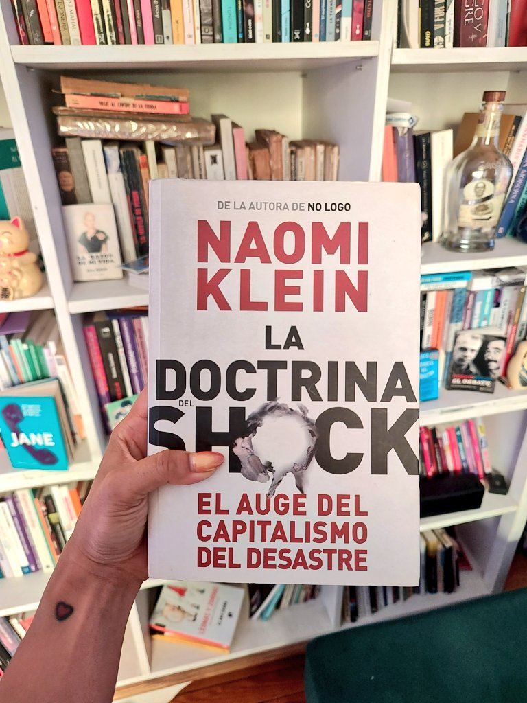 Flor Alcaraz tweet media