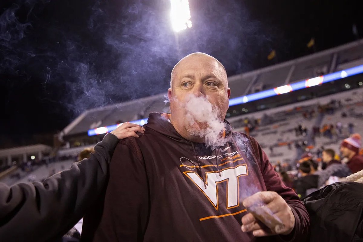 JonesMUFB's tweet photo. Price went up 📈 #GoHokies 🦃 https://t.co/H6hJfE85FX