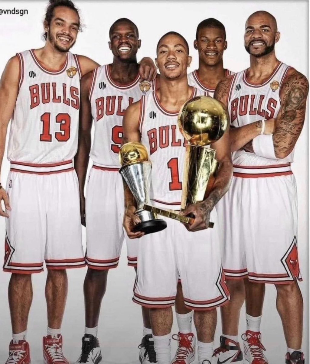 Die-Hard Chicago Bulls Fans tweet media