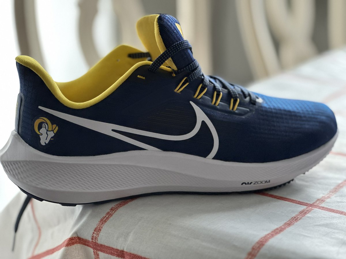 DrMarkJGonyea's tweet image. What a perfect pair of shoes for repping @TFAA_Rams I will wear these with PRIDE!!! Go Rams! #ramTastic