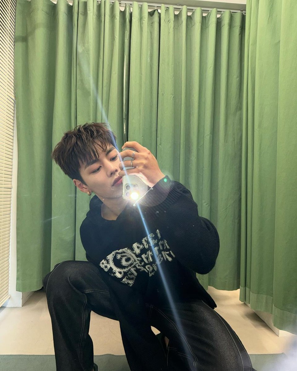 france_noa's tweet photo. ||| Noa_Gram ✍️ - 26.12.2023 |||

➪ Noa a posté sur Instagram

🔗https://t.co/BB6YuiGZ2N🔗

#TFN #티에프앤 #NOA #노아  #T82 #T1419 

~~~~~~•••••
© King_noa_82 https://t.co/5sT1OC0KYz