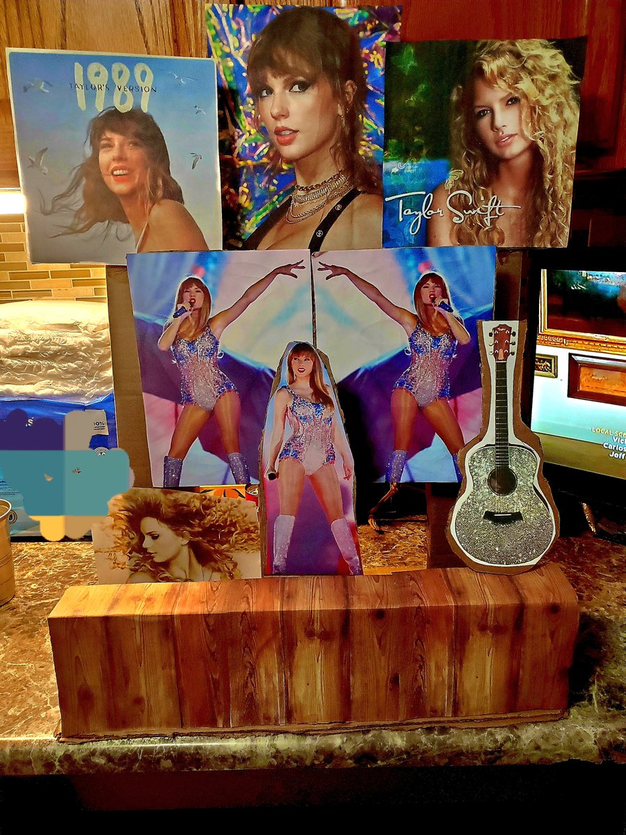 zztop62's tweet photo. @taylorswift13 
My daughter Candace is has autism and is non verbal.  My daughter is a huge Taylor Swift fan.  Our son Evan who an artist decided to surprise his sister with a Taylor Swift 3D Art stand that he created ~ I wanted to share this story with Taylor Swift and her fans https://t.co/2HtOPgL8xl
