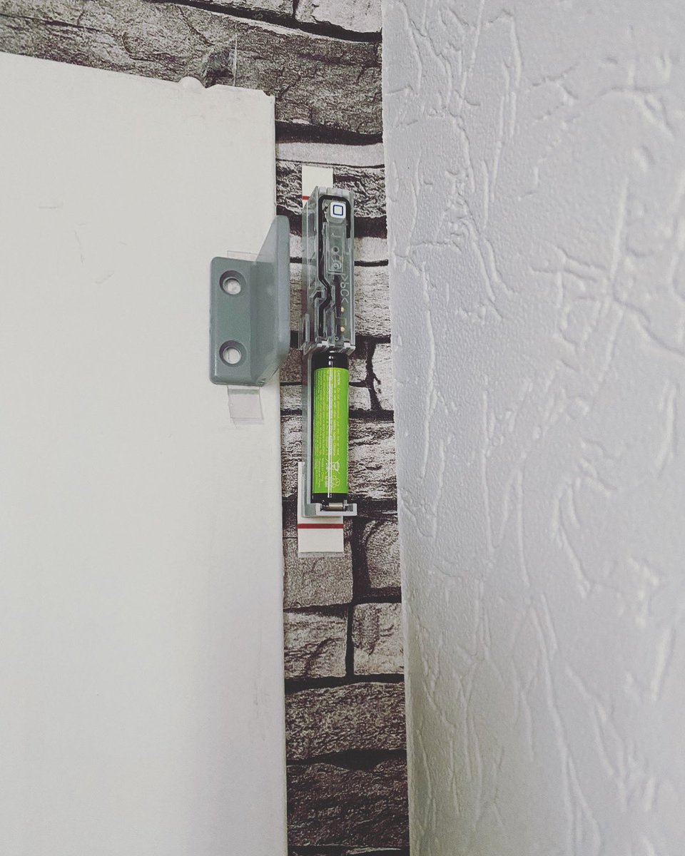 D1gitalDad's tweet photo. Alle Jahre wieder steht bei uns zwischen den Tagen die Überprüfung und der Tausch der Batterien im Smart Home an. Habt ihr auch solche Rituale?
#smarthomegeräte #smarthome #homematic #homematicip #rituale https://t.co/rVjylXRcdH