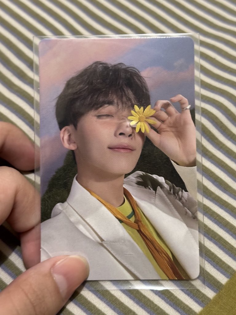 bwooseungkwan's tweet photo. @hoursforhannie aku ada nii kak, kalau mau tanya" dulu dm yaa!🙆🏻‍♀️ https://t.co/ZIrKp8pOpR