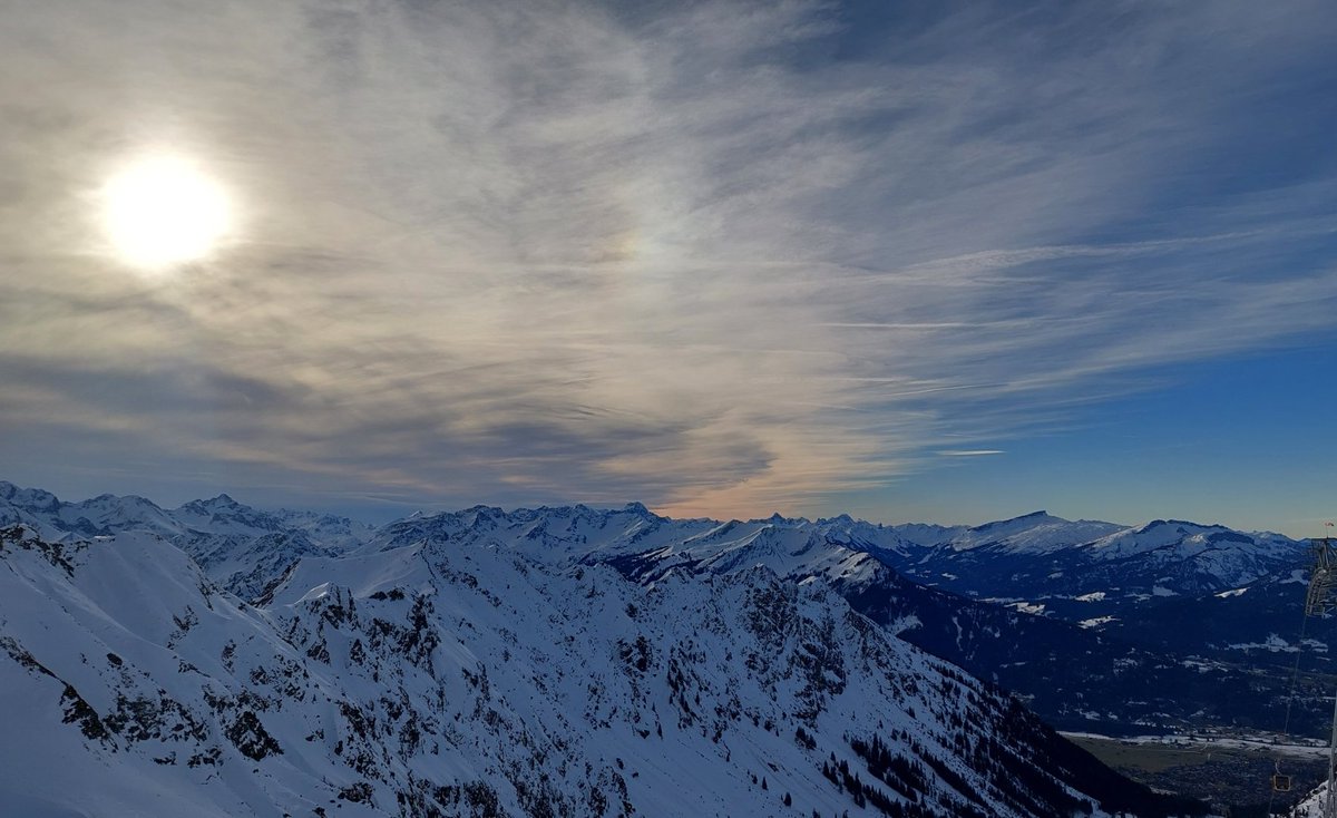 Sarah Graham tweet media