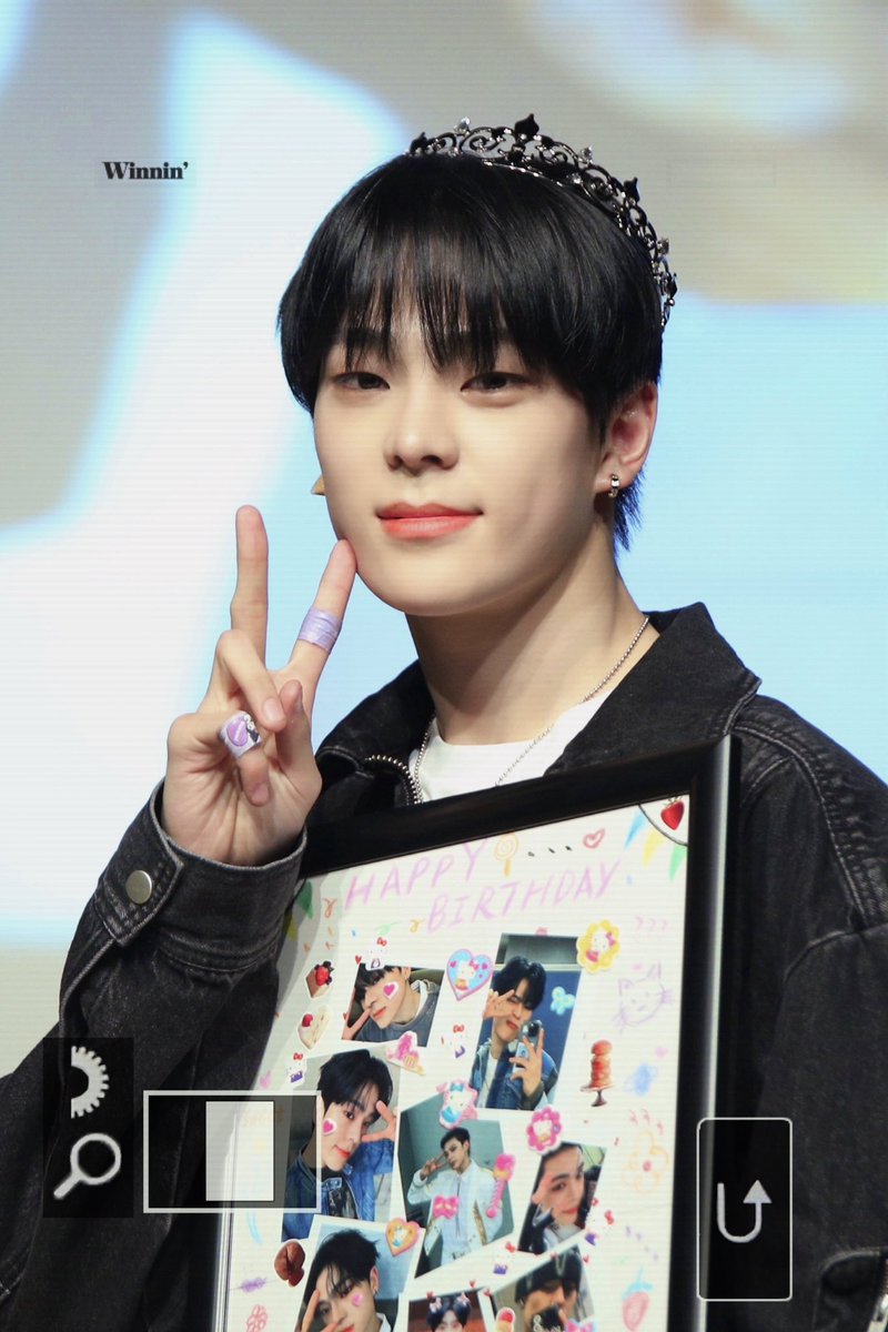 junmin1231's tweet photo. ︎231228 더보이즈 주연 남팬 김준민(22)

#WHIB #휘브 #JAYDER #제이더 #준민 #김준민 #JUNMIN https://t.co/JfZkhZ5SnG