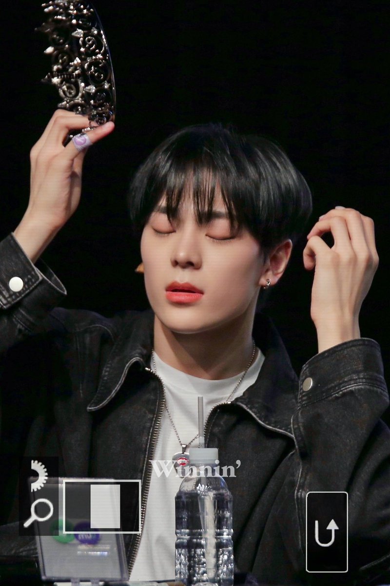 junmin1231's tweet photo. ︎231228 🫶🫶

#WHIB #휘브 #JAYDER #제이더 #준민 #김준민 #JUNMIN https://t.co/hoilTOq5rI