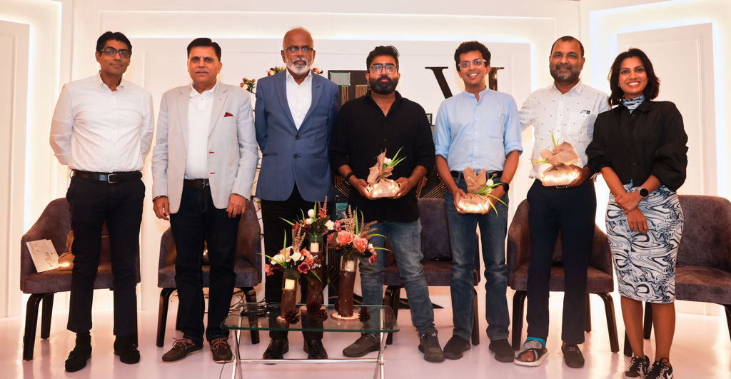 Aviral Bhatnagar tweet media