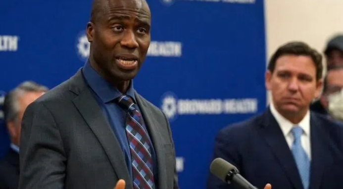 JoshWhoX's tweet photo. "Pfizer executives will spend the rest of their lives in jail," said the Florida Surgeon General.

When the public learns the truth about the lethal mRNA injections, Pfizer executives will be imprisoned for the rest of their life, according to Florida Surgeon General Dr. Joseph Ladapo.

"I honestly don't know if we'll even have a Pfizer when all the actual damage has been fully reported. It won't genuinely appear the same, in my opinion. The damage that these vaccinations have causedRegarding the DNA contamination discovered in mRNA vaccinations, Dr. Ladapo recently stated, "Unfortunately, this is going to go down as a very sad point in history."